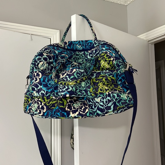 Vera Bradley Duffle Bag !! Blue, Green, White - Picture 2 of 4